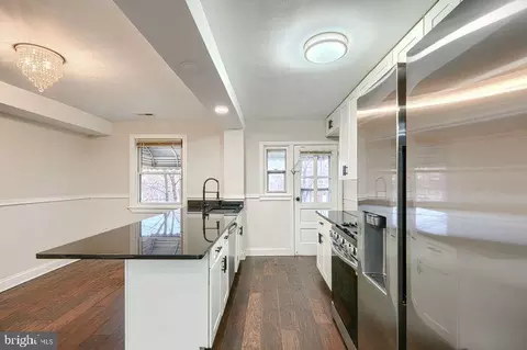 Kitchen - 3836 8th St, Baltimore, MD 21225 photo 2 of 2