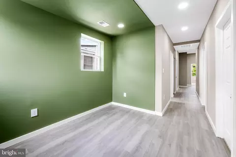 Entry Way - 815 E 33rd St, Baltimore, MD 21218 photo 7 of 7