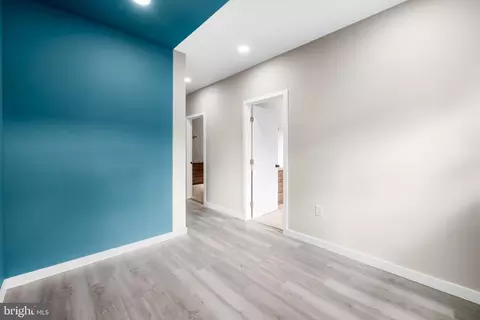 Entry Way - 815 E 33rd St, Baltimore, MD 21218 photo 6 of 7