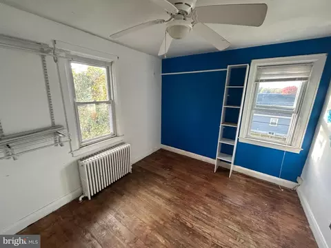 Bedroom - 6101 Tramore Rd, Baltimore, MD 21214 photo 1 of 6