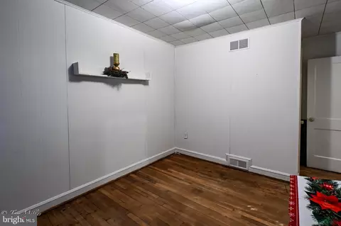 Bedroom - 1025 Witherspoon Rd, Baltimore, MD 21212 photo 5 of 5