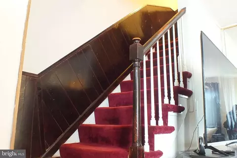 Entry Way - 1025 Witherspoon Rd, Baltimore, MD 21212 photo 5 of 5