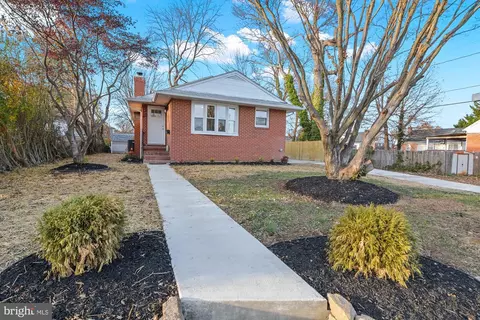 5900 Winthrope Ave, Baltimore, MD 21206