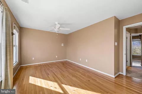 Bedroom - 252 Robert St, Baltimore, MD 21217 photo 4 of 4