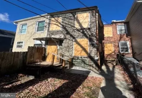 605 E 38th St, Baltimore, MD 21218 photo 2
