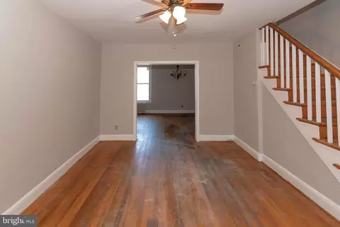 Living - 5627 Ready Ave, Baltimore, MD 21212 photo 2 of 5