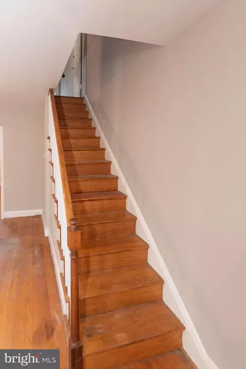 Entry Way - 5627 Ready Ave, Baltimore, MD 21212 photo 3 of 5