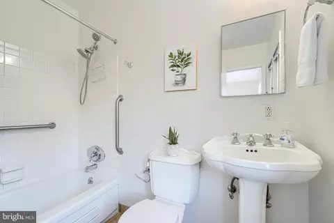 Other - 211 Bolton Pl, Baltimore, MD 21217 photo 12 of 22