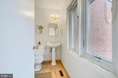 Other - 211 Bolton Pl, Baltimore, MD 21217 photo 11 of 22