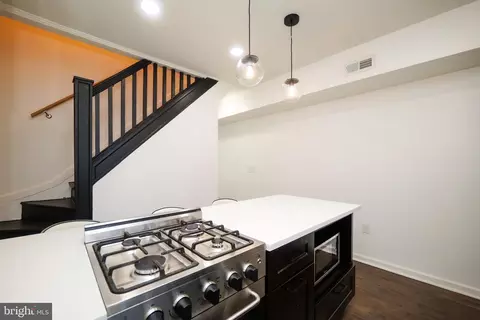 610 Wyeth St, Baltimore, MD 21230 photo 13