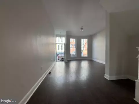 Living - 517 E 21st St, Baltimore, MD 21218 photo 1 of 6