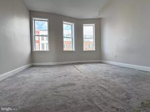 Living - 517 E 21st St, Baltimore, MD 21218 photo 4 of 6