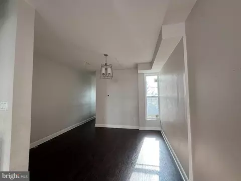 Living - 517 E 21st St, Baltimore, MD 21218 photo 3 of 6