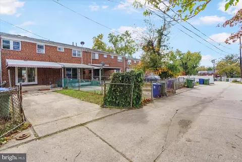 638 Charraway Rd, Baltimore, MD 21229 photo 36