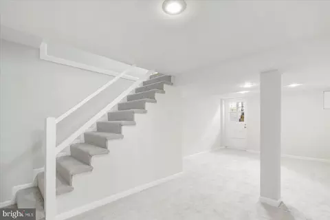 638 Charraway Rd, Baltimore, MD 21229 photo 28