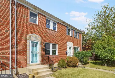 638 Charraway Rd, Baltimore, MD 21229 photo 3