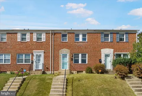 638 Charraway Rd, Baltimore, MD 21229 photo 2
