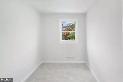 638 Charraway Rd, Baltimore, MD 21229 photo 23