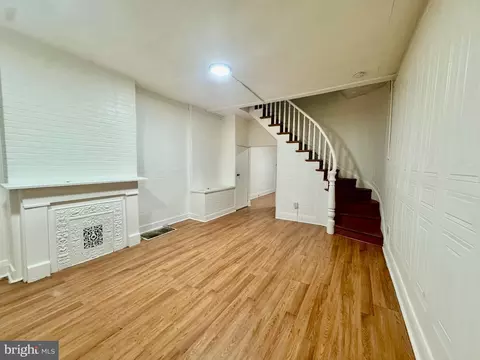 1810 E Oliver St, Baltimore, MD 21213
