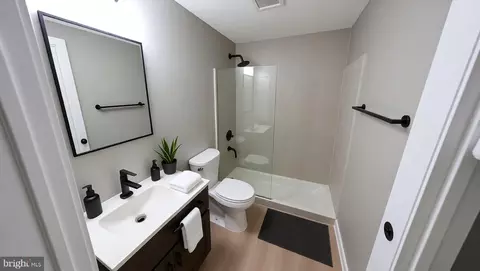 Bath - 1226 E Chase St, Baltimore, MD 21202 photo 1 of 1