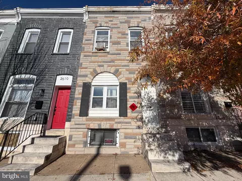 2612 E Hoffman St, Baltimore, MD 21213