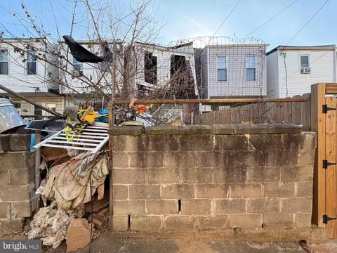 2612 E Hoffman St, Baltimore, MD 21213 photo 5