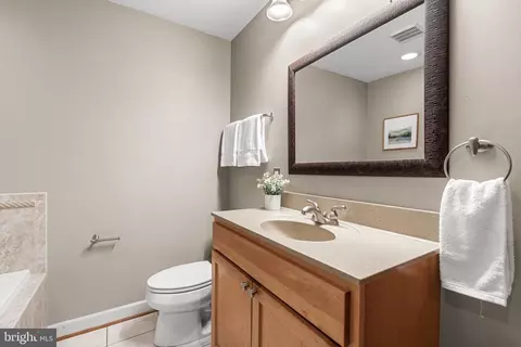 Bath - 1445 Hull St, Baltimore, MD 21230 photo 2 of 4
