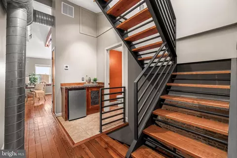 Entry Way - 1445 Hull St, Baltimore, MD 21230 photo 4 of 6