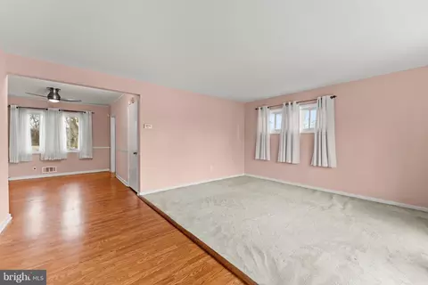 Living - 6230 Laurelton Ave, Baltimore, MD 21214 photo 1 of 4