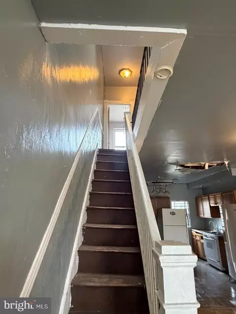 Entry Way - 1827 N Milton Ave, Baltimore, MD 21213 photo 8 of 21