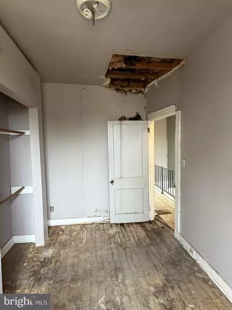 Entry Way - 1827 N Milton Ave, Baltimore, MD 21213 photo 14 of 21