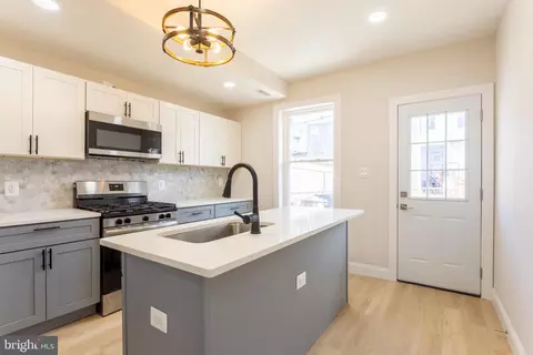 321 S Macon St, Baltimore, MD 21224 photo 1