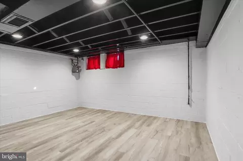 Other - 738 Yale Ave, Baltimore, MD 21229 photo 4 of 10