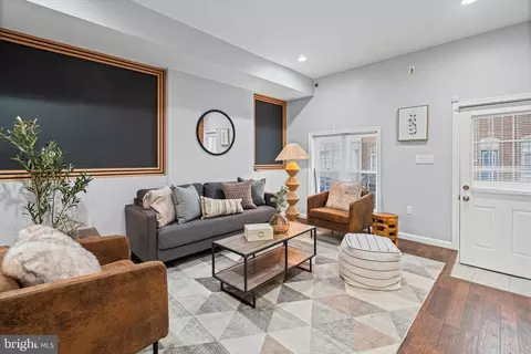 605 N Belnord Ave, Baltimore, MD 21205