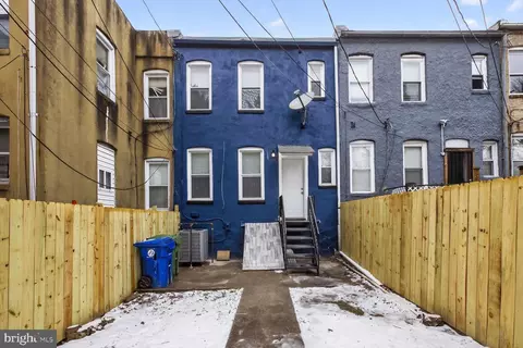Exterior - 2727 Baker St, Baltimore, MD 21216 photo 4 of 5