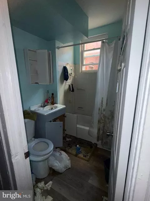 Bath - Undisclosed, Baltimore, MD 21218 photo 1 of 2