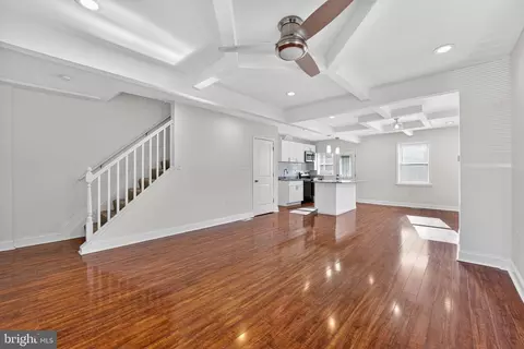 Entry Way - 1313 E 35th St, Baltimore, MD 21218 photo 5 of 7