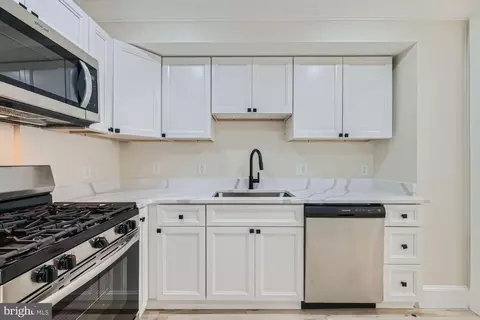 Kitchen - 1147 Scott St, Baltimore, MD 21230 photo 2 of 2