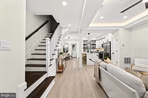 Entry Way - 3705 W Garrison Ave, Baltimore, MD 21215 photo 1 of 5