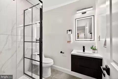 Bath - 3705 W Garrison Ave, Baltimore, MD 21215 photo 1 of 3