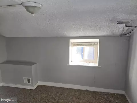 Bedroom - 307 S Augusta Ave, Baltimore, MD 21229 photo 1 of 2