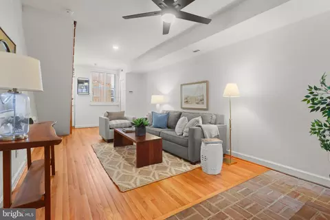 Living - 2828 Odonnell St, Baltimore, MD 21224 photo 2 of 2