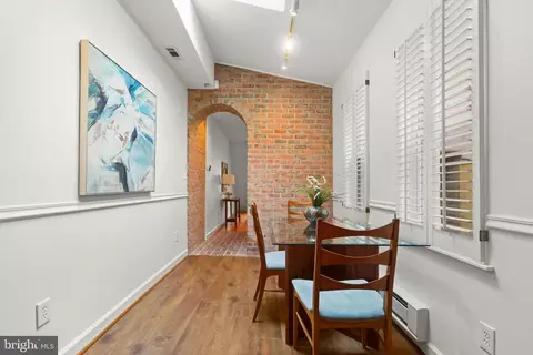 Entry Way - 2828 Odonnell St, Baltimore, MD 21224 photo 6 of 6