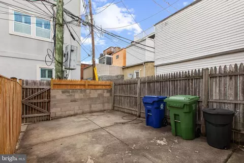 Exterior - 2828 Odonnell St, Baltimore, MD 21224 photo 3 of 6