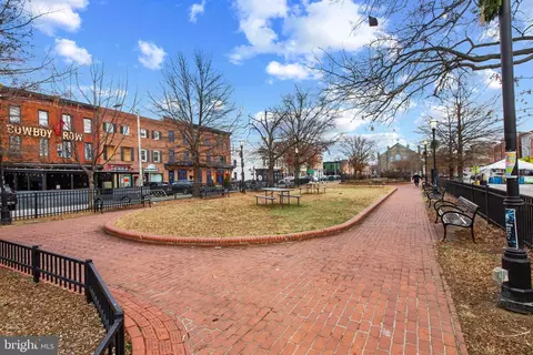 Exterior - 2828 Odonnell St, Baltimore, MD 21224 photo 5 of 6
