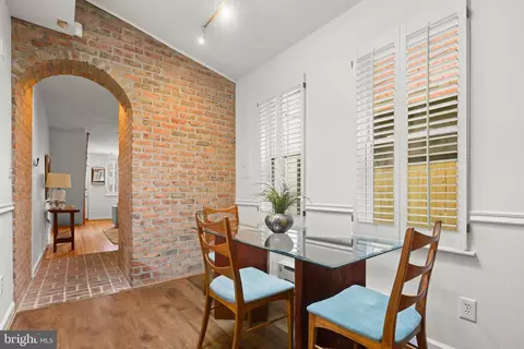 Entry Way - 2828 Odonnell St, Baltimore, MD 21224 photo 5 of 6