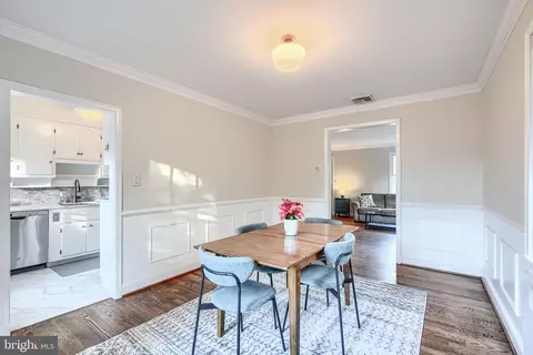 Dining - 5000 Broadmoor Rd, Baltimore, MD 21212 photo 3 of 3