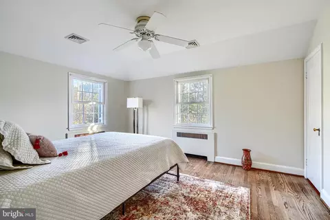 Bedroom - 5000 Broadmoor Rd, Baltimore, MD 21212 photo 1 of 7