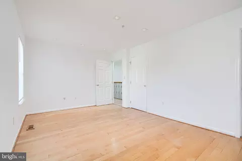 703 George St, Baltimore, MD 21201 photo 16