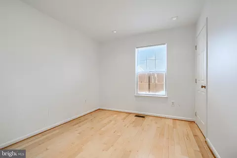 703 George St, Baltimore, MD 21201 photo 11